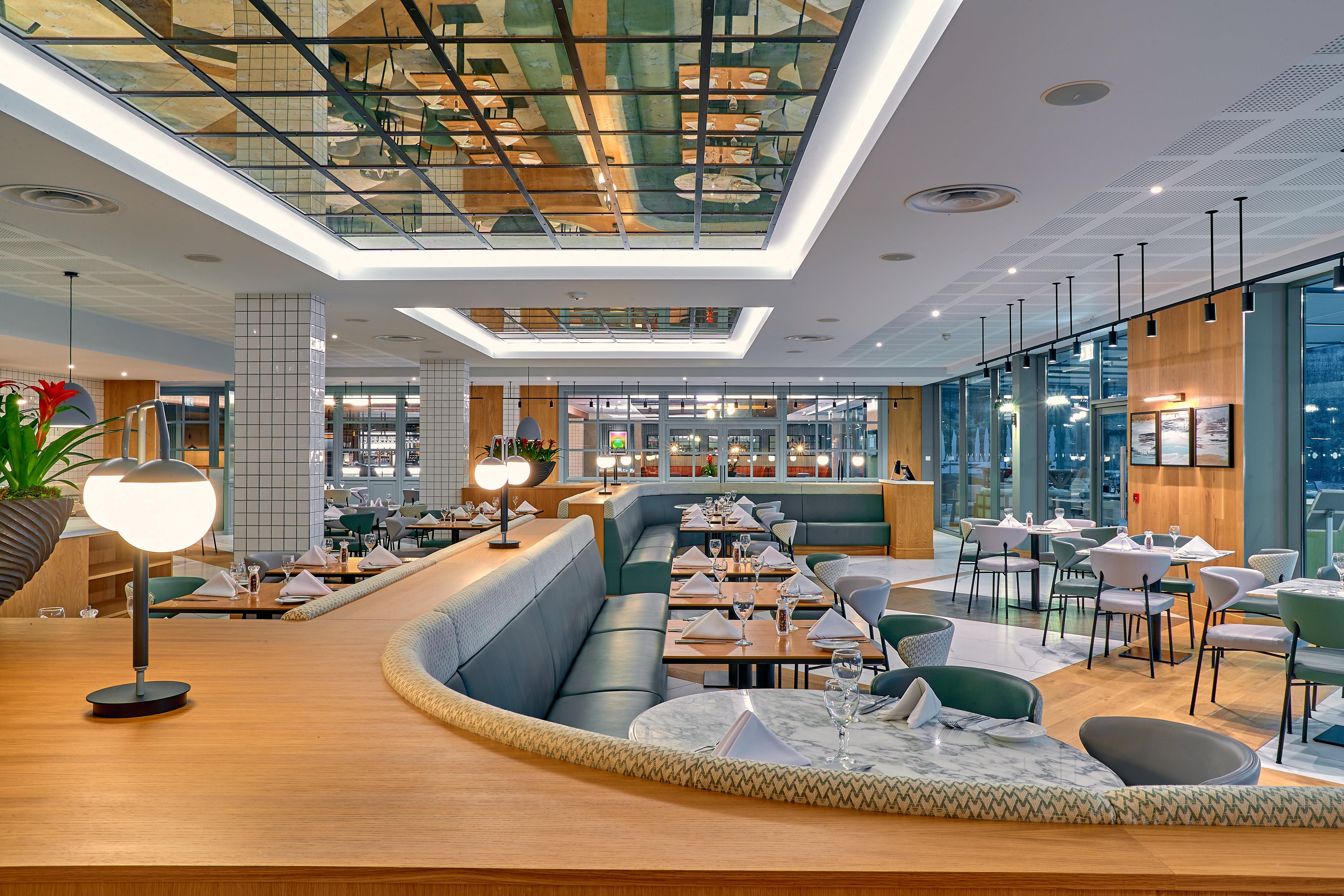 Crowne Plaza Marlow By Ihg Exterior photo