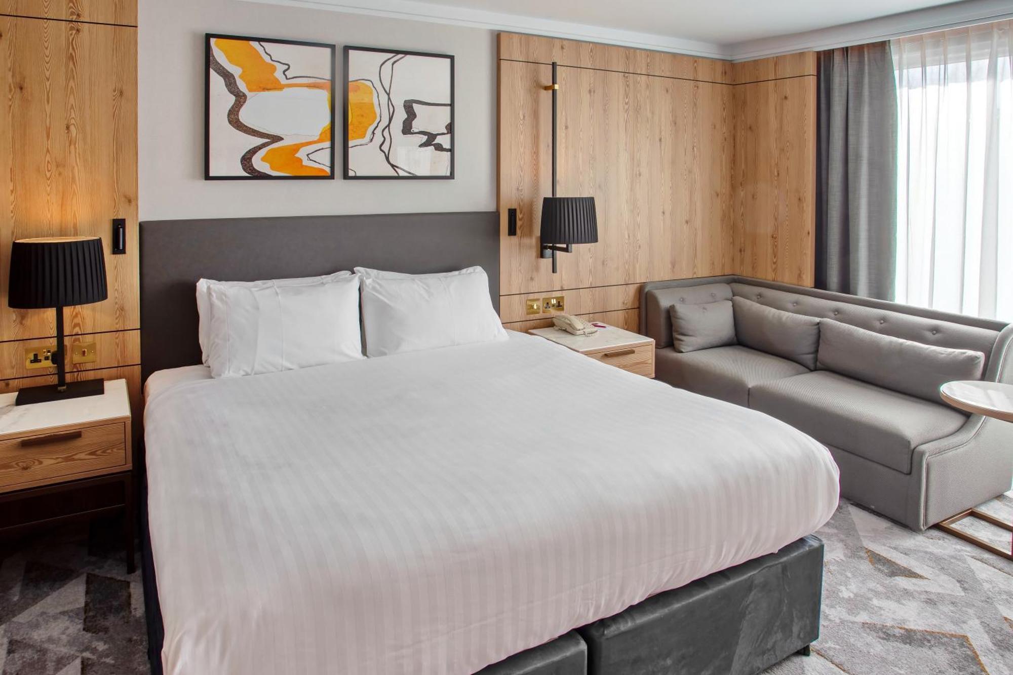 Crowne Plaza Marlow By Ihg Exterior photo
