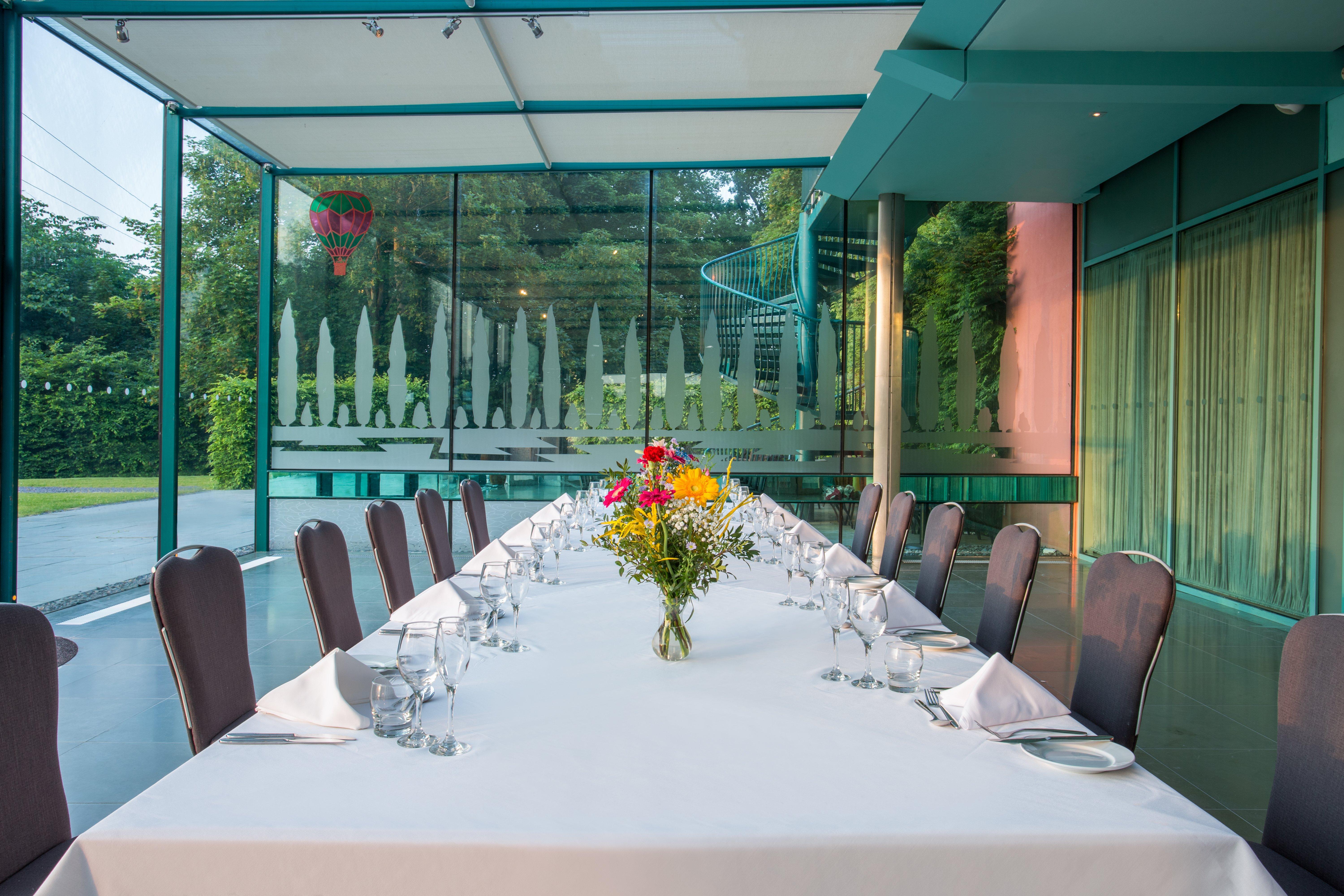 Crowne Plaza Marlow By Ihg Exterior photo