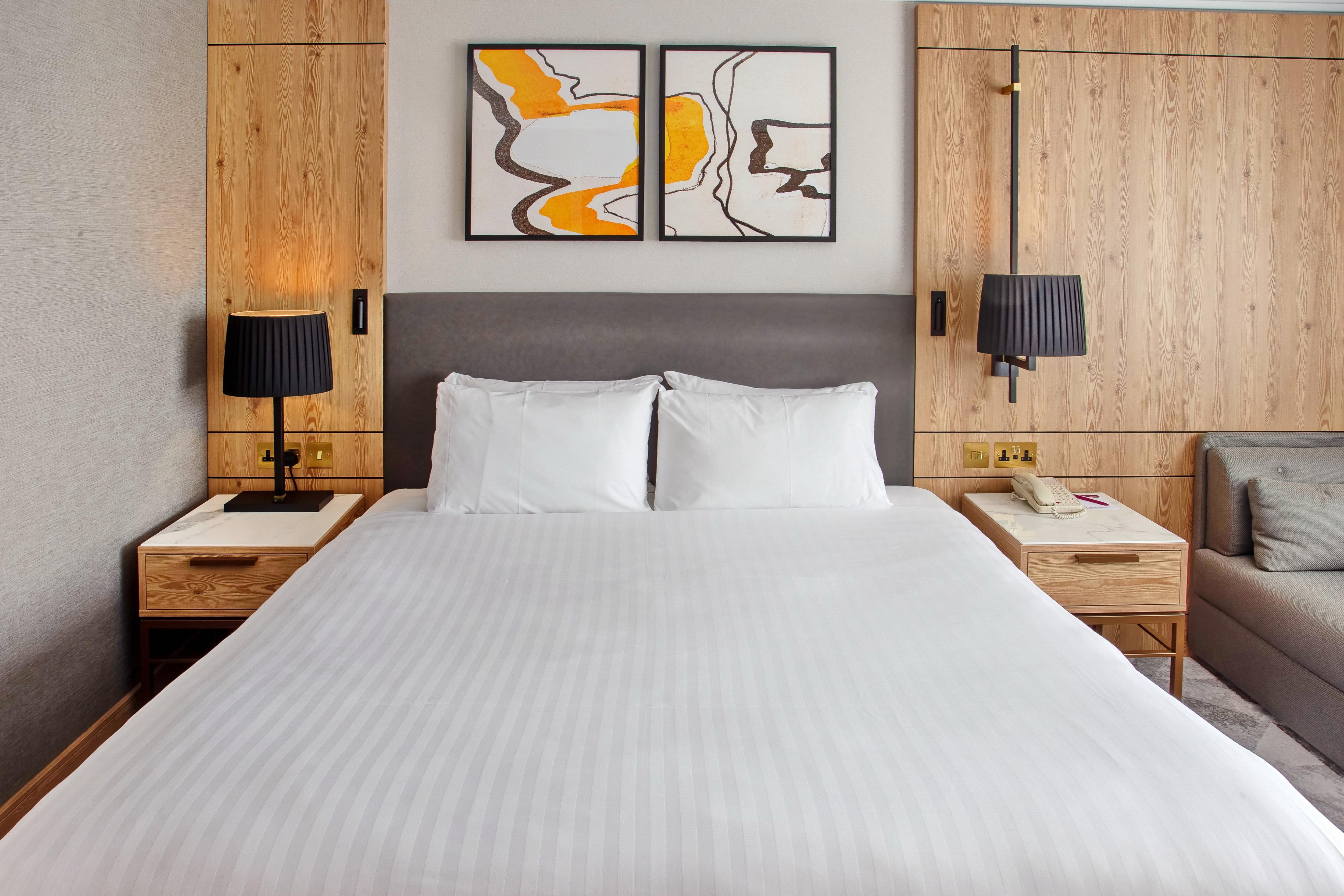 Crowne Plaza Marlow By Ihg Exterior photo