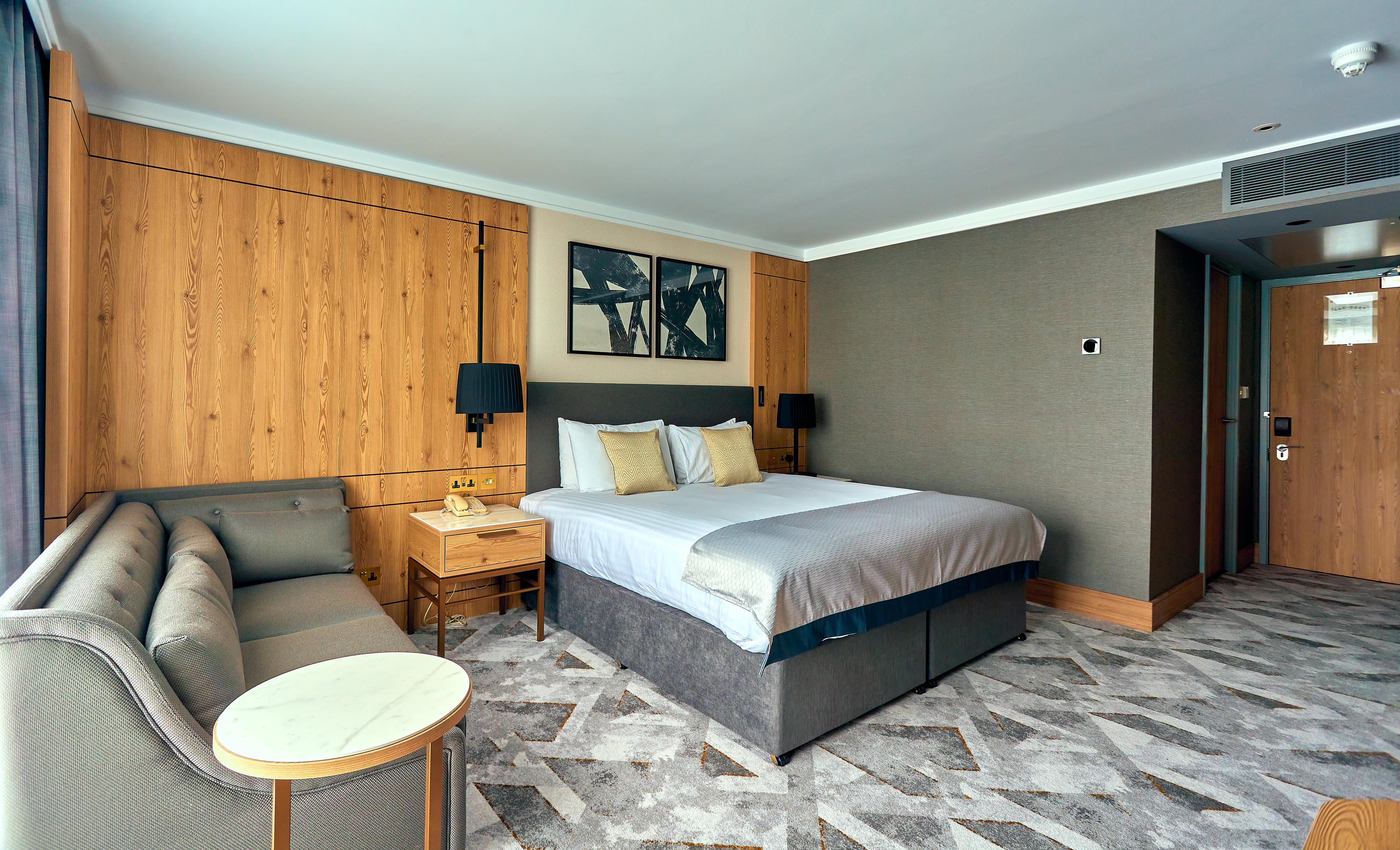 Crowne Plaza Marlow By Ihg Exterior photo