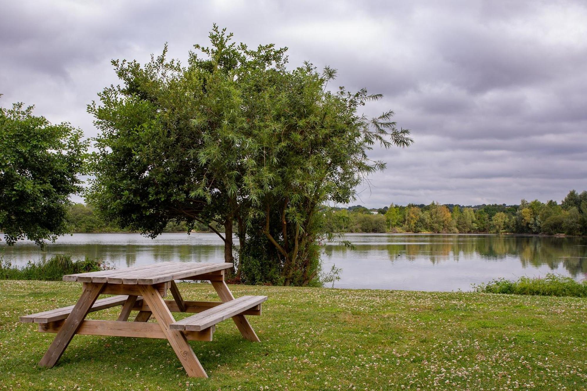 Crowne Plaza Marlow By Ihg Exterior photo